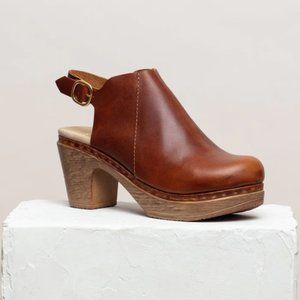 Calou Tyra Clogs, Size 39